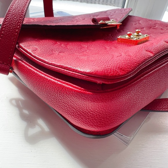 Louis Vuitton Monogram Empreinte Pochette Metis - Picture 5 of 6